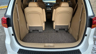 KIA CARNIVAL 2018