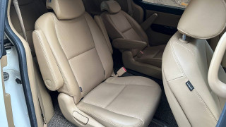 KIA CARNIVAL 2018