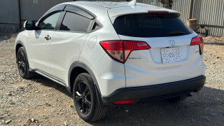 Honda Vezel 2015