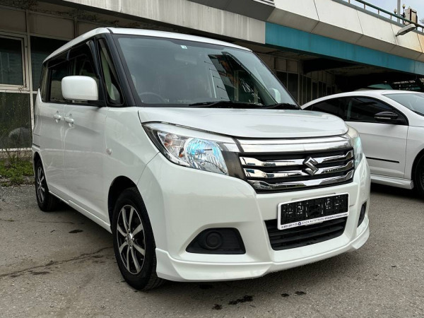 Suzuki Solio 2016