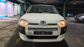 TOYOTA PROBOX 2019