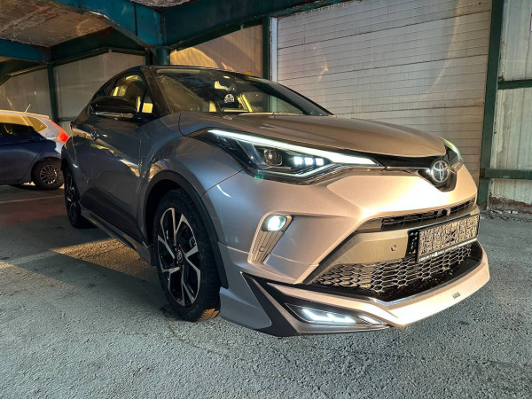 TOYOTA C-HR 2020