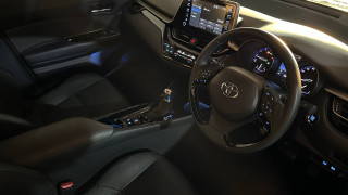 TOYOTA C-HR 2020