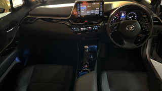 TOYOTA C-HR 2020