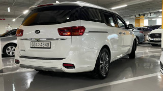 KIA CARNIVAL 2019