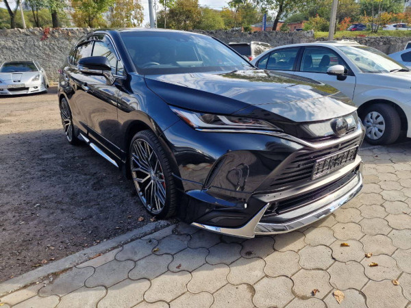 TOYOTA HARRIER 2020