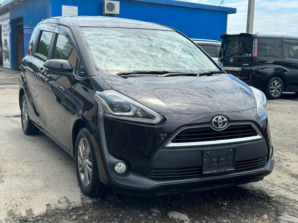 TOYOTA SIENTA 2018
