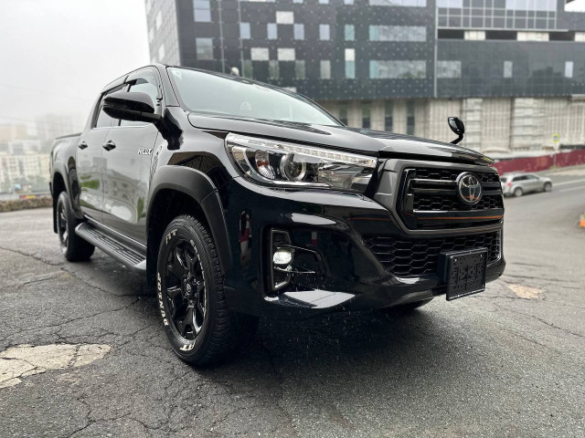 TOYOTA HILUX 2019