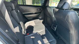 TOYOTA HARRIER 2019