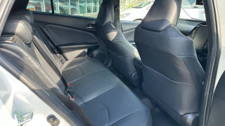 TOYOTA PRIUS 2019