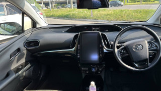 TOYOTA PRIUS 2019