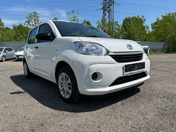 TOYOTA PASSO 2019