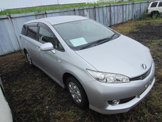 Toyota Wish 2010